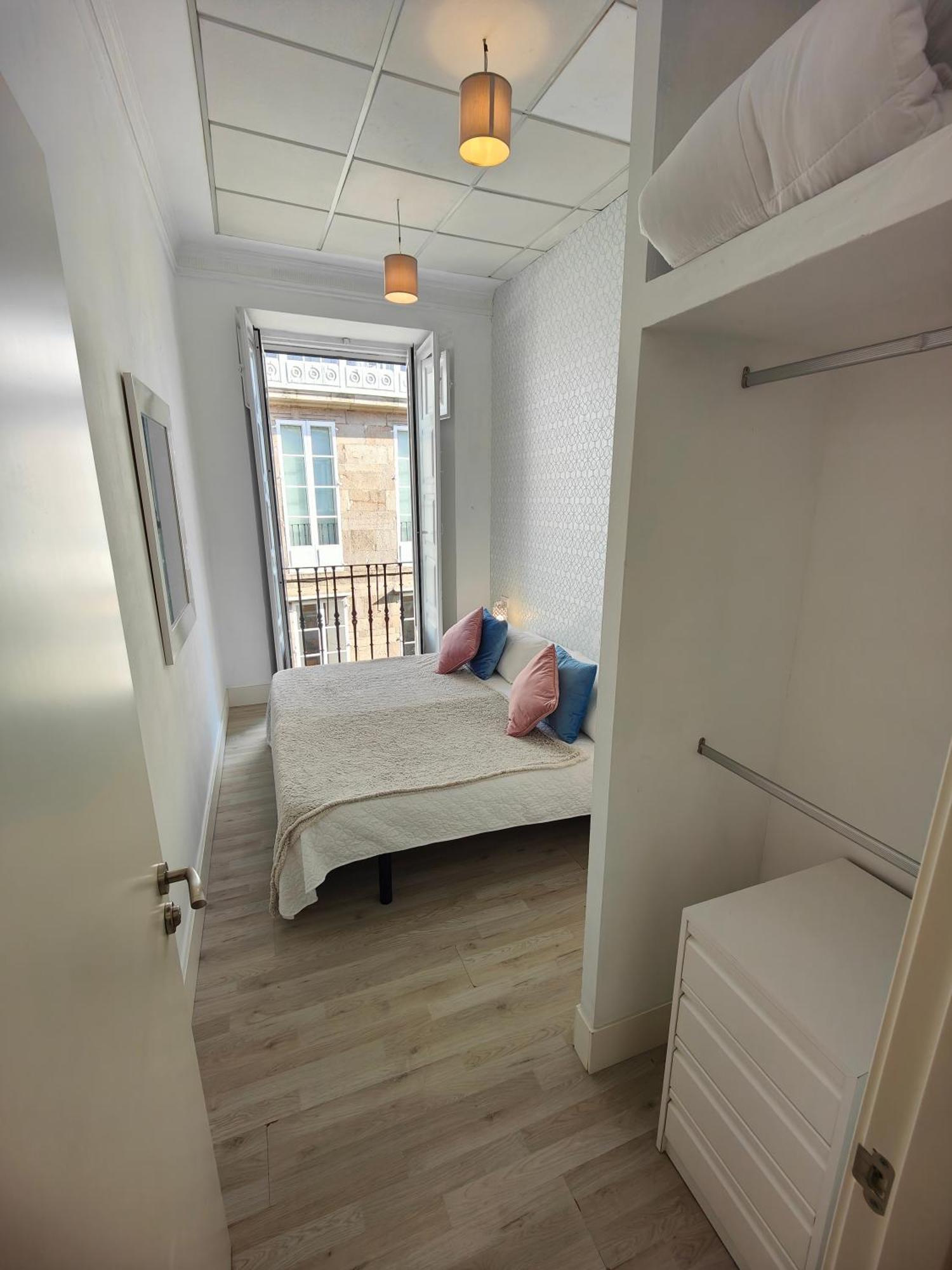 Rua Nova Apartment 28, 3 Dormitorios, Wifi, Ps4 Y Netflix, A 200M Catedral San Giacomo di Compostella Esterno foto