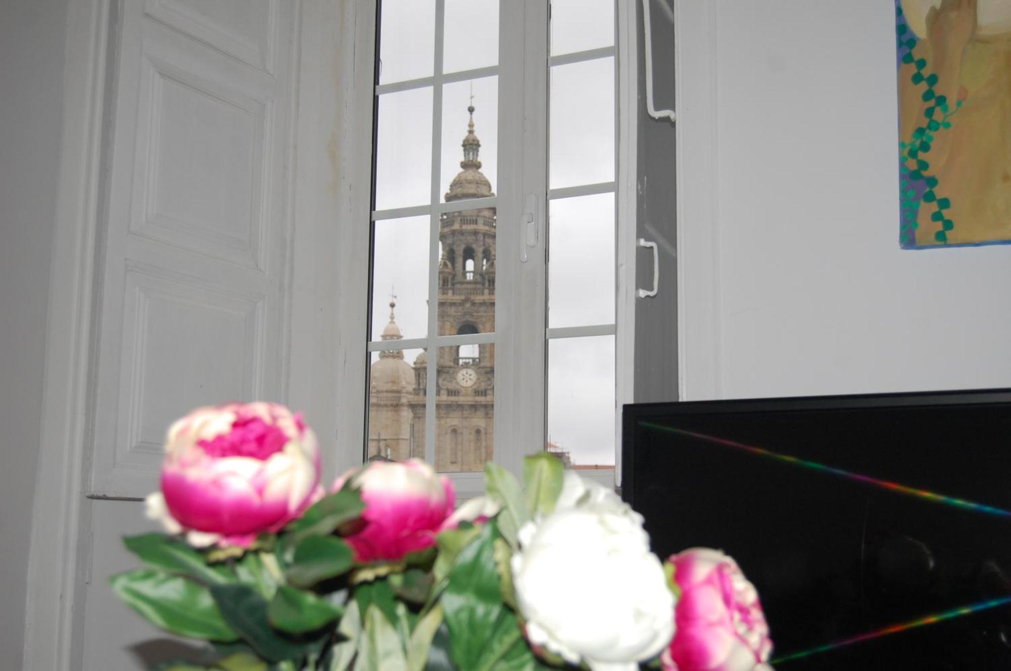 Rua Nova Apartment 28, 3 Dormitorios, Wifi, Ps4 Y Netflix, A 200M Catedral San Giacomo di Compostella Esterno foto