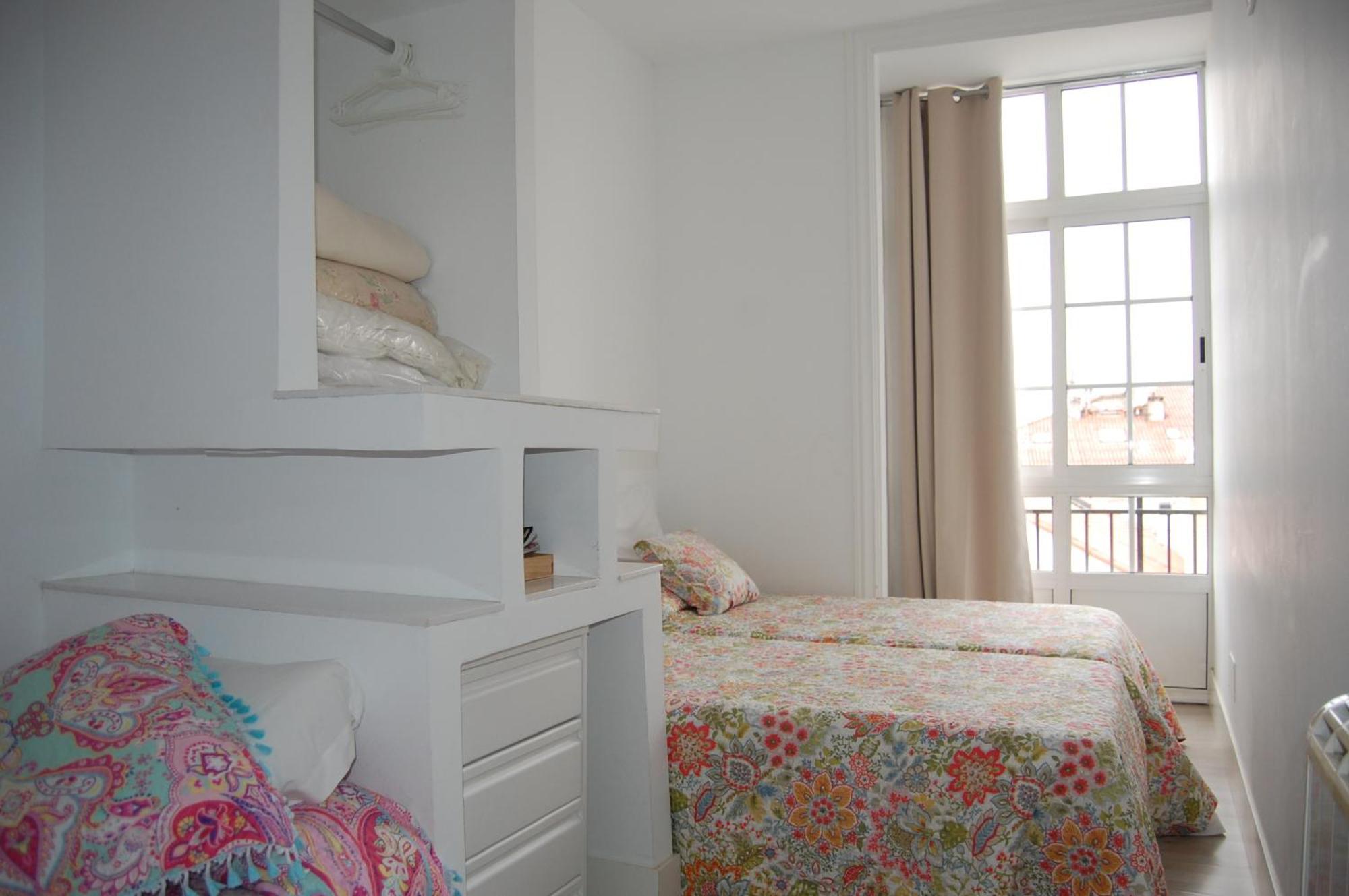 Rua Nova Apartment 28, 3 Dormitorios, Wifi, Ps4 Y Netflix, A 200M Catedral San Giacomo di Compostella Esterno foto