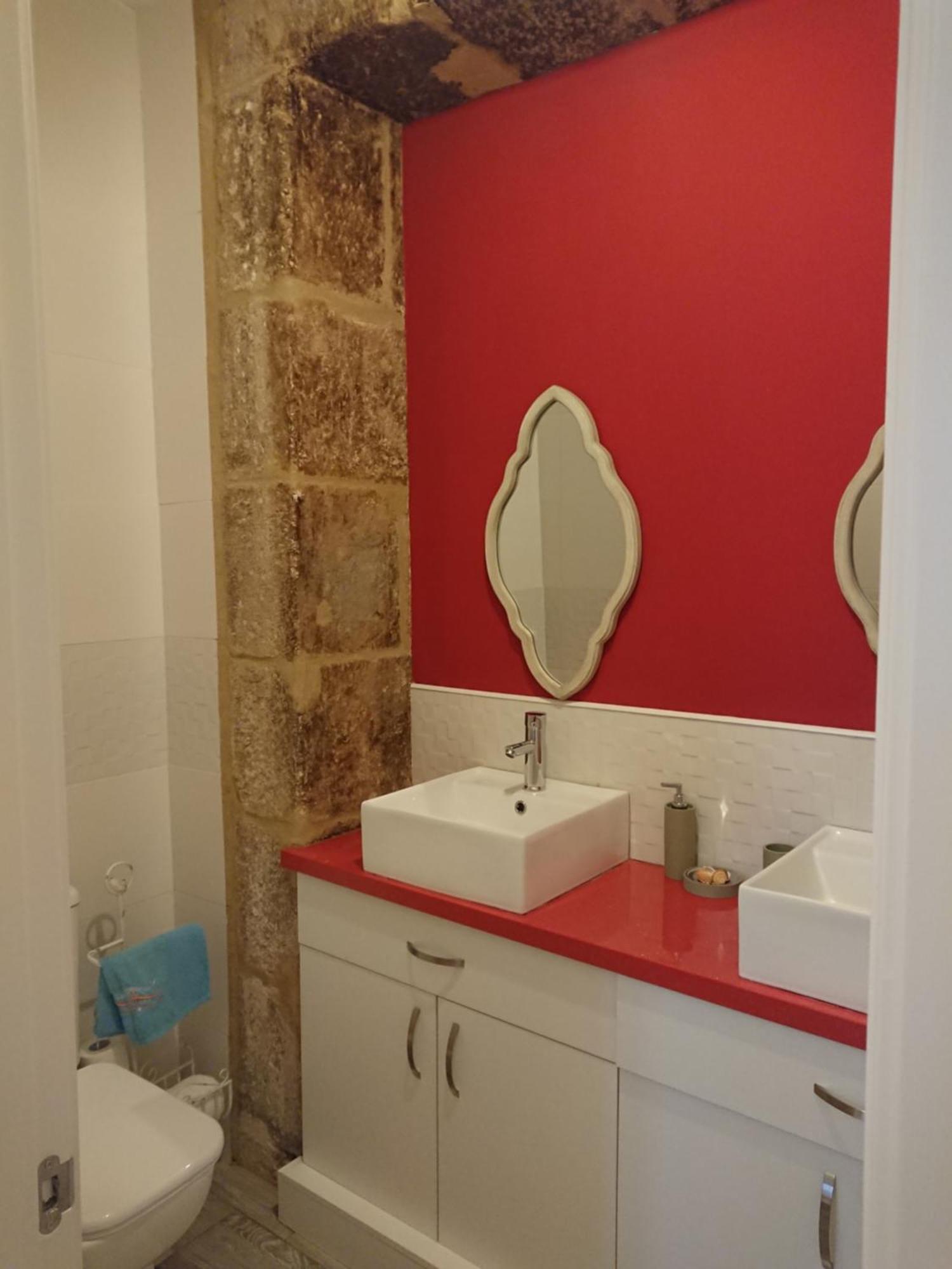 Rua Nova Apartment 28, 3 Dormitorios, Wifi, Ps4 Y Netflix, A 200M Catedral San Giacomo di Compostella Esterno foto